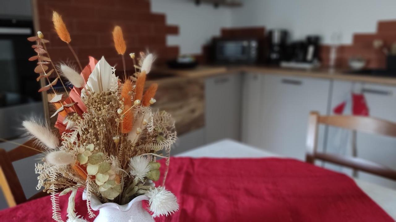 Petite Pause A Pourrieres, Appartement 40M2 Bagian luar foto
